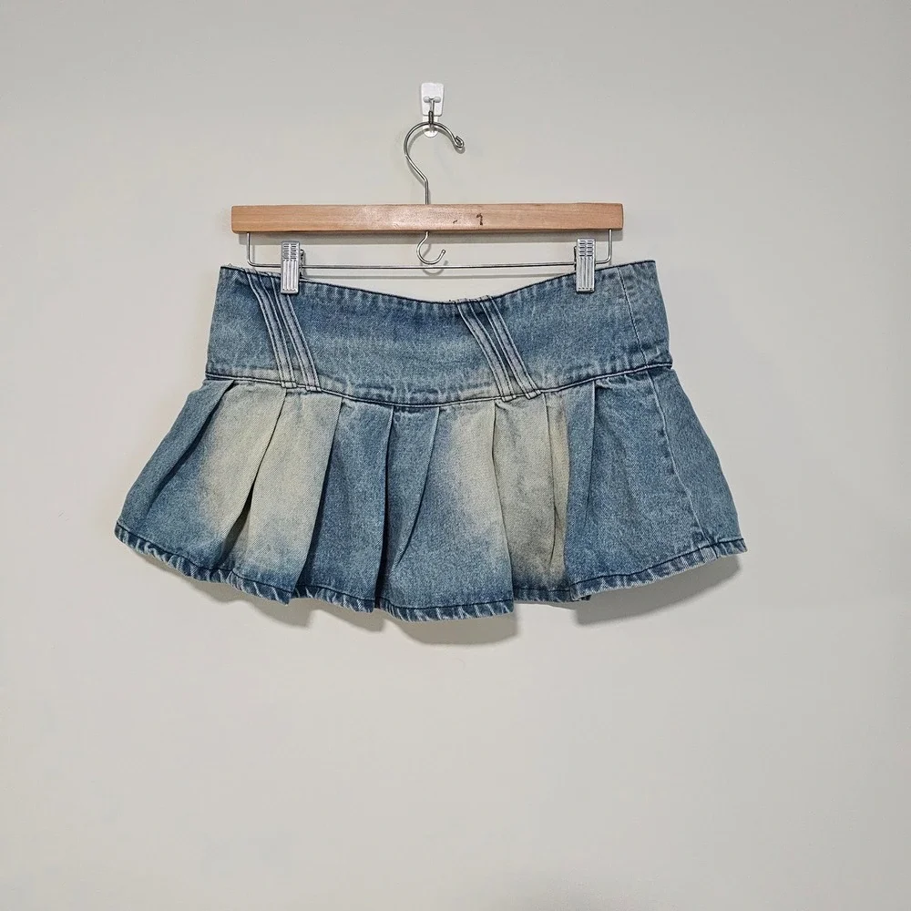 Jaded London Denim Micro Mini Skirt 8 Blue Pleated Low Rise Y2K Streetwear Bratz